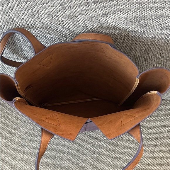 JAFRA Chic Plum Tote with Tan Straps - Picture 16 of 16